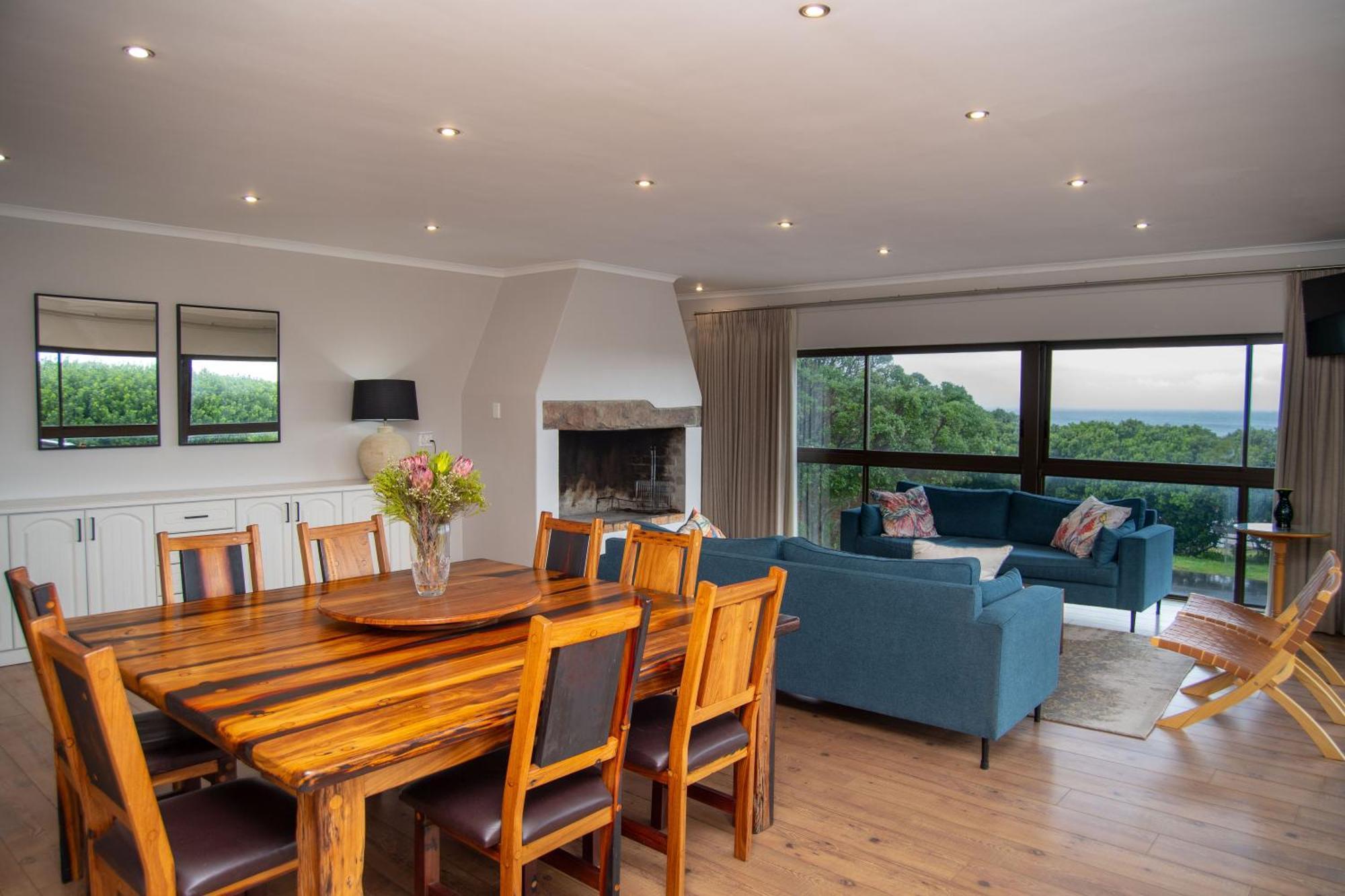 Great White Accommodation Kleinbaai Экстерьер фото